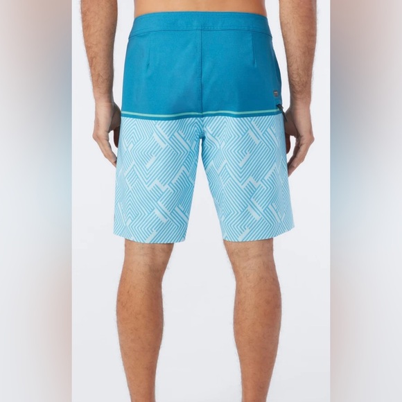 O’Neill HYPERFREAK TECH TRVLR NOMAD 20" BOARDSHORT - Picture 3 of 6